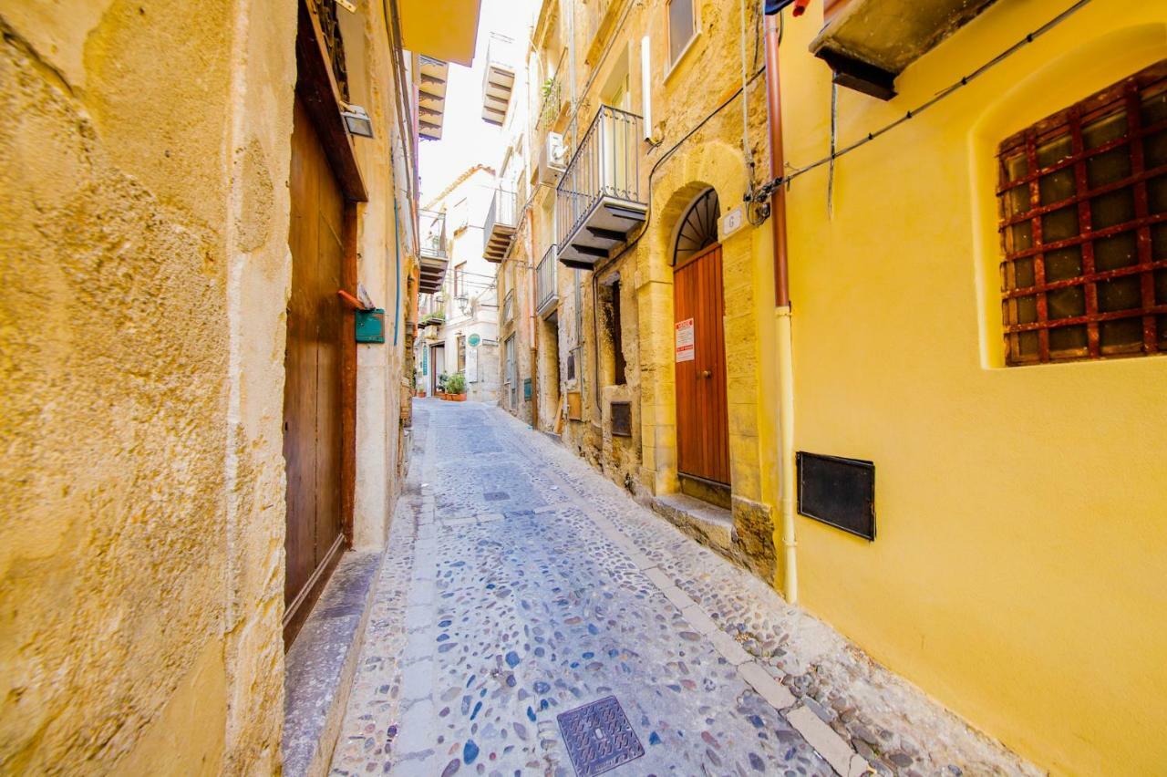 Kefa Holiday - Alle Torri Apartments Cefalù Eksteriør billede